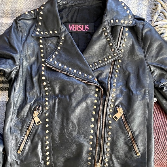 Versace Versus collection gold studded leather jacket size 46 - Picture 12 of 12